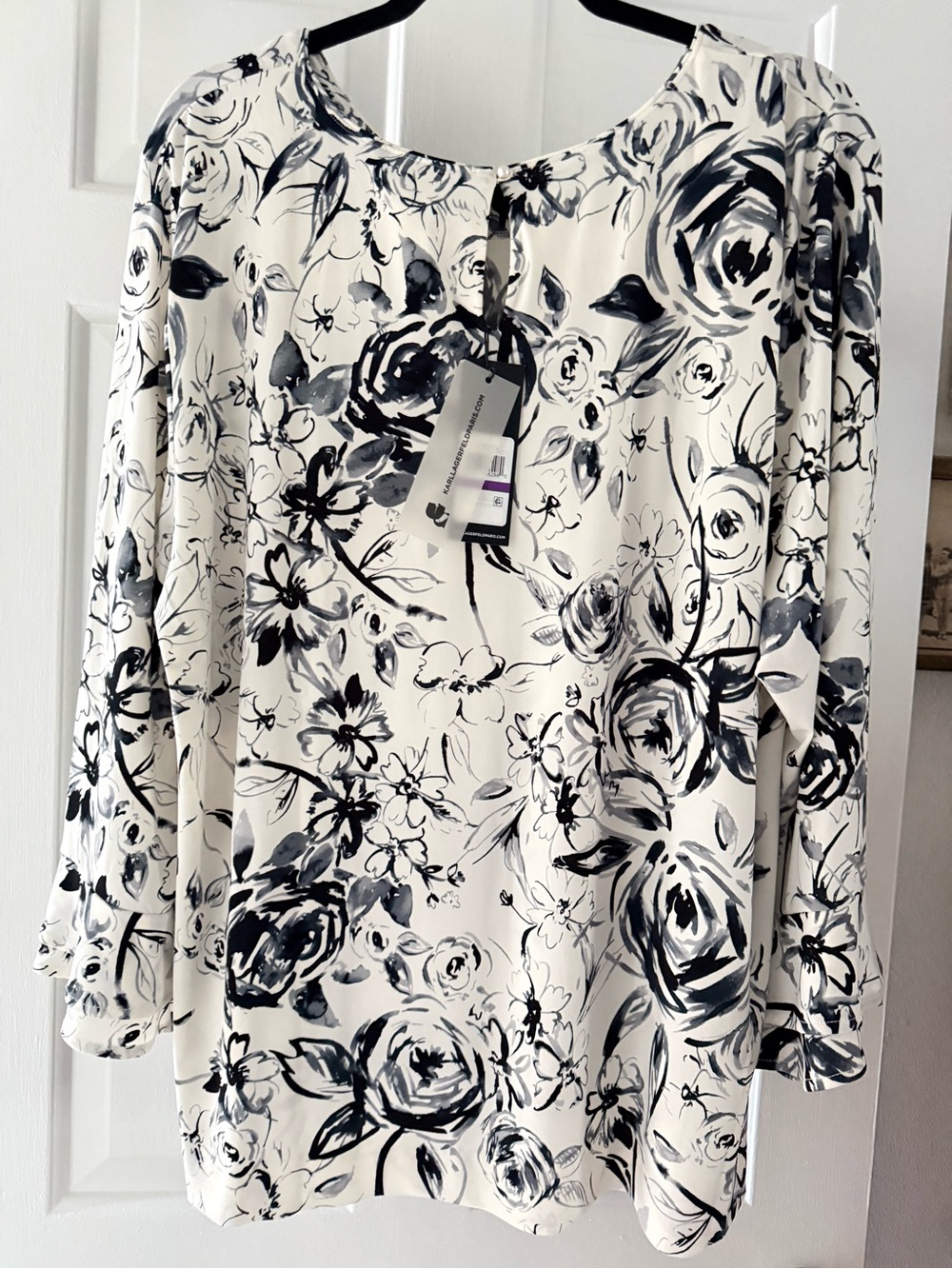 Karl Lagerfeld Black & Cream Floral Long-Sleeve Dress - Picture 3 of 5